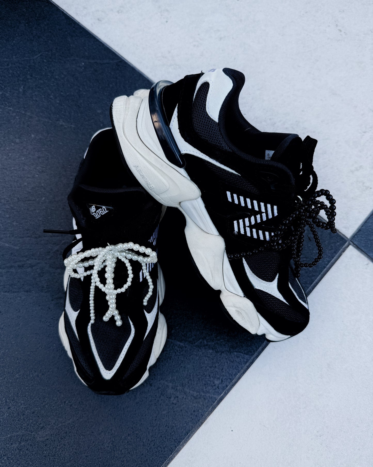 Sneaker Charm (Black)