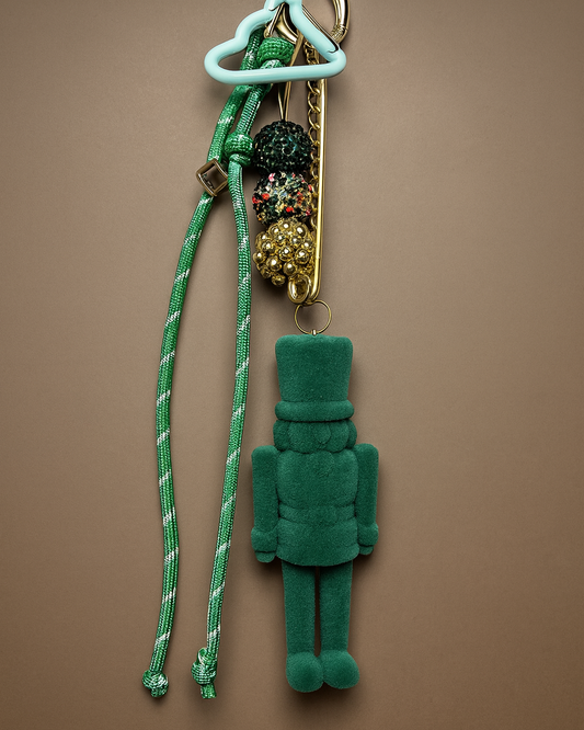 Nutcracker (Dark Green)